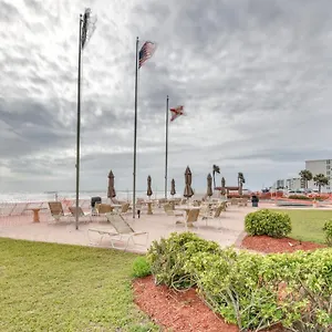Daytona With Private Lanai 1 Mi To Pier , Daytona Beach United States